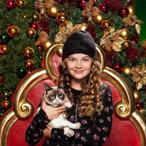 Still of Megan Charpentier in Grumpy Cats Worst Christmas Ever 2014
