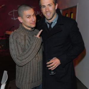 Ryan Reynolds and Rodrigo Corts at event of Buried 2010