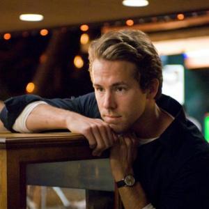 Still of Ryan Reynolds in Adventureland 2009