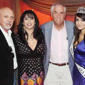 Hector Elizondo Jinnder Chohaan Garry Marshall and Miss India AmericaAvnee