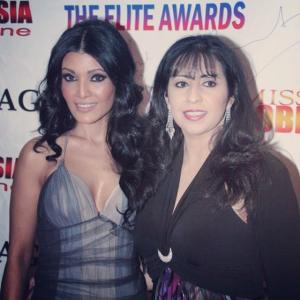 Jinnder with Indian actress Koena Mitra on THE ELITE AWARDS red carpet wwwTheEliteAwardscom