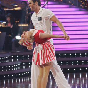 Still of Julianne Hough and Chuck Wicks in Dancing with the Stars (2005)
