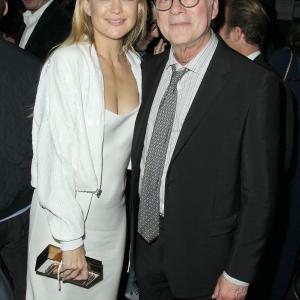 Barry Levinson and Kate Hudson at event of Rock the Kasbah (2015)