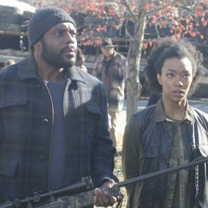 Still of Chad L Coleman David Morrissey and Sonequa MartinGreen in Vaiksciojantys negyveliai Welcome to the Tombs 2013