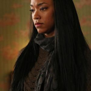 Still of Sonequa Martin-Green in Once Upon a Time (2011)