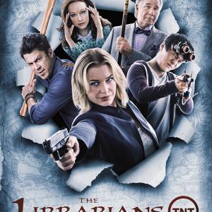 Rebecca Romijn, Lindy Booth, Christian Kane, John Larroquette and John Harlan Kim in The Librarians (2014)