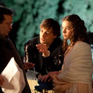 Carlo Carlei, Hailee Steinfeld and Douglas Booth in Romeo & Juliet (2013)