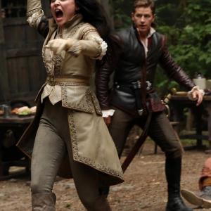 Still of Ginnifer Goodwin and Josh Dallas in Once Upon a Time 2011