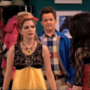Still of Jennette McCurdy Jen Lilley Noah Munck and Miranda Cosgrove in iCarly