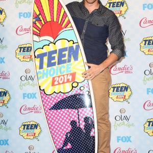 Ian Harding at event of Teen Choice Awards 2014 2014