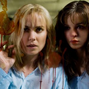 Still of Radha Mitchell and Danielle Panabaker in Beprociai 2010