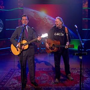 Still of Stephen Colbert and Neil Young in The Colbert Report (2005)