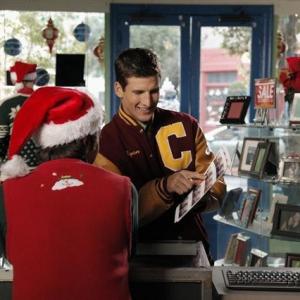 Still of Parker Young in Suburgatory (2011)