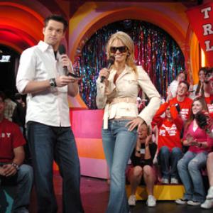 Pamela Anderson and Damien Fahey at event of Total Request Live (1999)