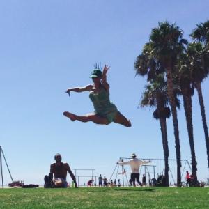 Eli Jane leap, Stunts