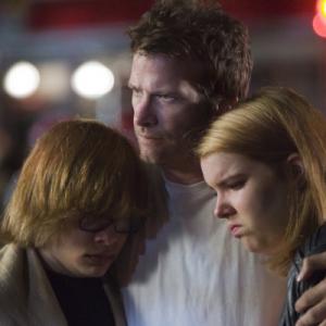 Still of Thomas Jane, Charlie Saxton and Sianoa Smit-McPhee in Hung (2009)