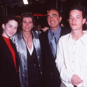 Robert Shapiro at event of An Alan Smithee Film Burn Hollywood Burn 1997