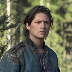 Still of Thomas McDonell in The 100 2014