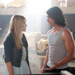 Still of Aimee Teegarden and Thomas McDonell in Prom (2011)