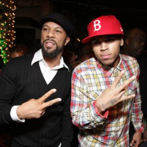 Common and Chris Brown at event of This Christmas (2007)