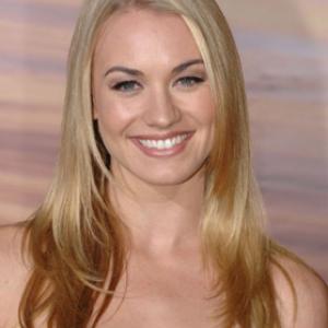 Yvonne Strahovski at event of Ilgo plauko istorija 2010