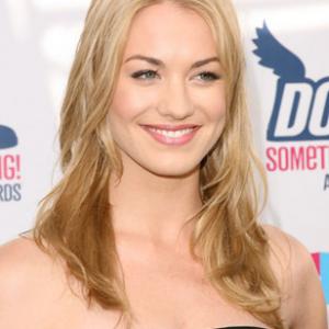 Yvonne Strahovski