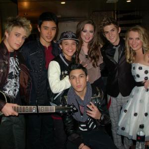 IM5(Dalton Rapatoni, WIll Jay, Dana Vaughns, Gabe, Cole Pendry, Sarah McMullen & Macy Medford backstage at the loveisrespect.org Louder than words Benefit