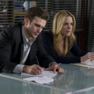 Still of Mary McCormack and Frederick Weller in In Plain Sight 2008