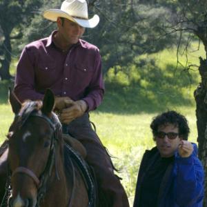 Tim McGraw and Michael Mayer in Flicka 2006