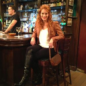 On set of How I Met Your Mother 