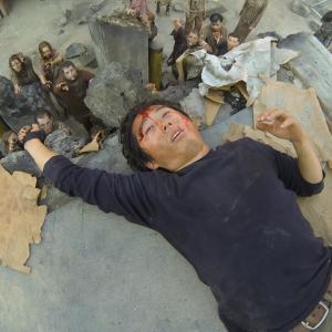 Still of Steven Yeun in Vaiksciojantys negyveliai (2010)