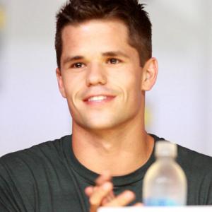 Max Carver at Teen Wolf Panel SDCC 2013