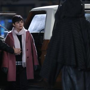 Still of Ginnifer Goodwin and Josh Dallas in Once Upon a Time 2011