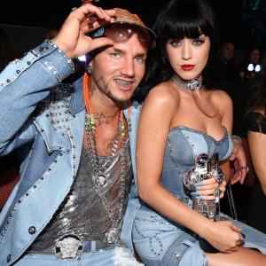 Riff Raff and Katy Perry at event of 2014 MTV Video Music Awards (2014)