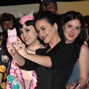 Katy Perry at event of Katy Perry The Prismatic World Tour 2015
