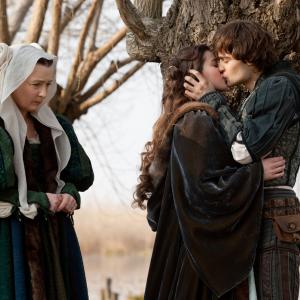 Still of Hailee Steinfeld and Douglas Booth in Romeo amp Juliet 2013
