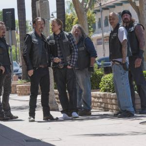 Still of Kim Coates Tommy Flanagan Charlie Hunnam David Labrava and Mark Boone in Sons of Anarchy 2008