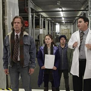 Still of William H Macy Ethan Cutkosky and Emma Kenney in Shameless 2011