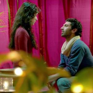 Still of Aditya Roy Kapoor and Shraddha Kapoor in Aashiqui 2 (2013)