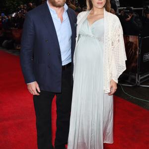 Guy Ritchie and Jacqui Ainsley at event of Ties riba i rytoju (2014)