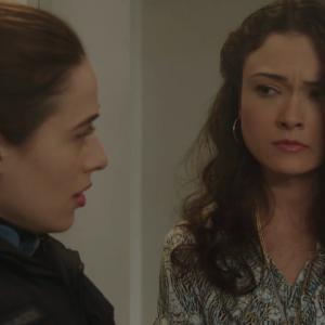 A still from CHICAGO PD episode 1.13 with Marina Squerciati and Lorrisa Julianus.
