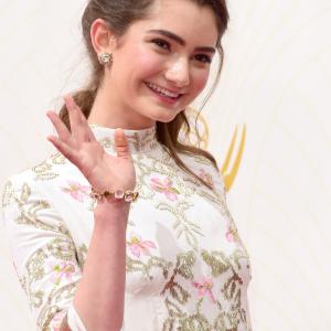 Emily Robinson at event of The 67th Primetime Emmy Awards (2015)
