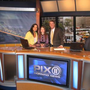 Fátima Ptacek on set of Pix Morning News with anchors Sukanya Krishnan and John Muller - May, 2010