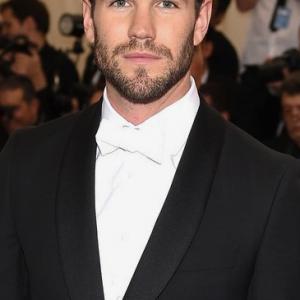Austin Stowell attends the China Through The Looking Glass Costume Institute Benefit Gala at the Metropolitan Museum of Art