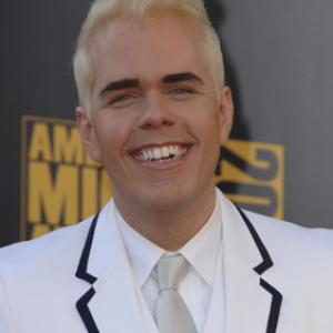 Perez Hilton at event of 2009 American Music Awards 2009