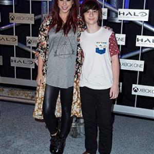 ROBBIE TUCKER & ACTOR/SISTER JILLIAN ROSE REED ATTEND THE XBOX HALOFEST IN HOLLYWOOD, CA