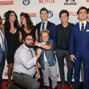 Gina Gershon, Bobby Moynihan, Graham Phillips, Colin Jost, Katie Cockrell, Casey Jost, Jackson Nicoll, John DeLuca, Zack Pearlman and Cecily Strong at event of Staten Island Summer (2015)