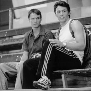 Still of James Franco and Shane West in Whatever It Takes 2000