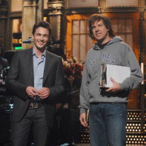 Still of James Franco and Jason Sudeikis in Saturday Night Live 1975