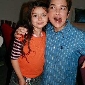 Nikki Hahn on the set of iCarly with Nathan Kress  2009